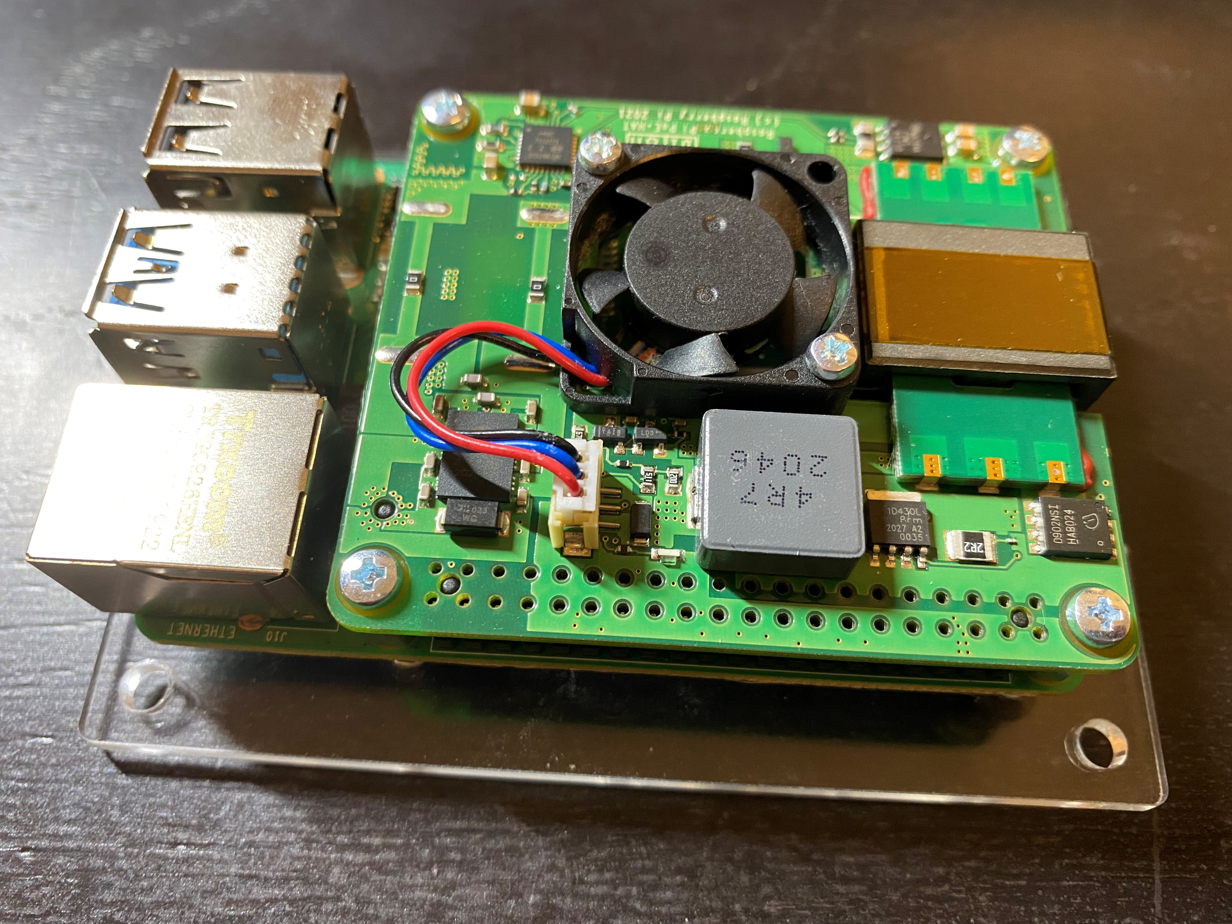 /posts/raspberry-pi-k8s-cluster/part2/POEHAT.jpg